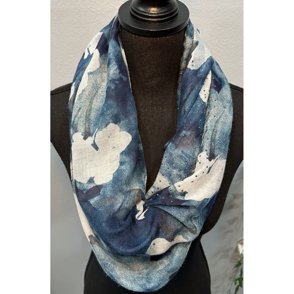 Vera Bradley Wang Embellished Infinity Scarf Women's Blue Teal Floral Print